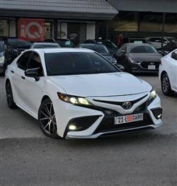 تۆیۆتا کامری